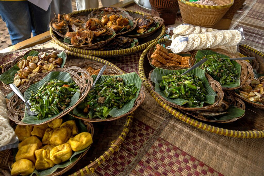 Peluang Bisnis Makanan Daerah yang Menjanjikan di Era Modern