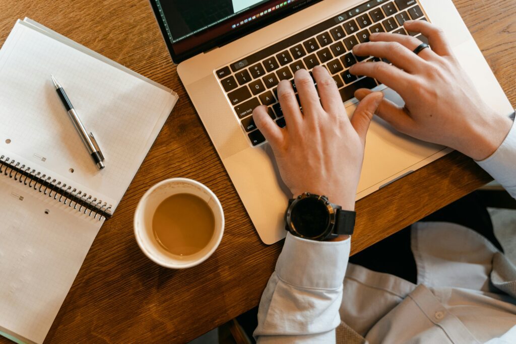 Content Writer: Pengertian, Tugas dan Peran dalam Bisnis Digital