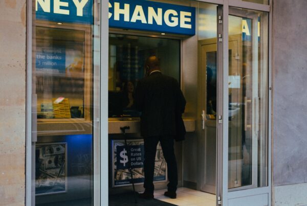 Bisnis Money Changer: Peluang dan Tips Memulai