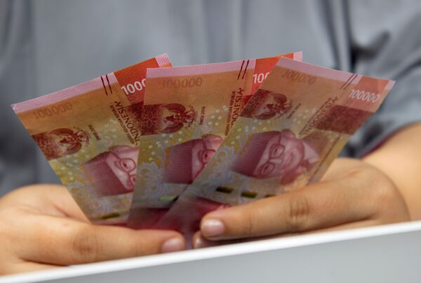 Rupiah Melemah: Cara Memperkuat Nilai Tukar