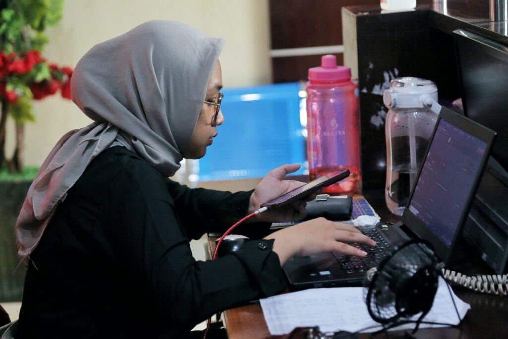 Sektor Formal dan Informal: Kondisi Pasar Kerja di Indonesia