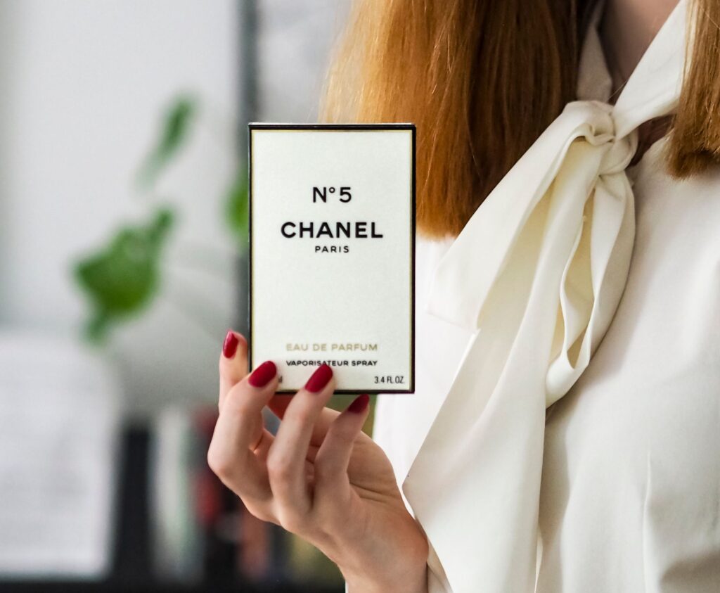 Coco Chanel: Kisah Pendiri Brand Chanel yang Mendunia